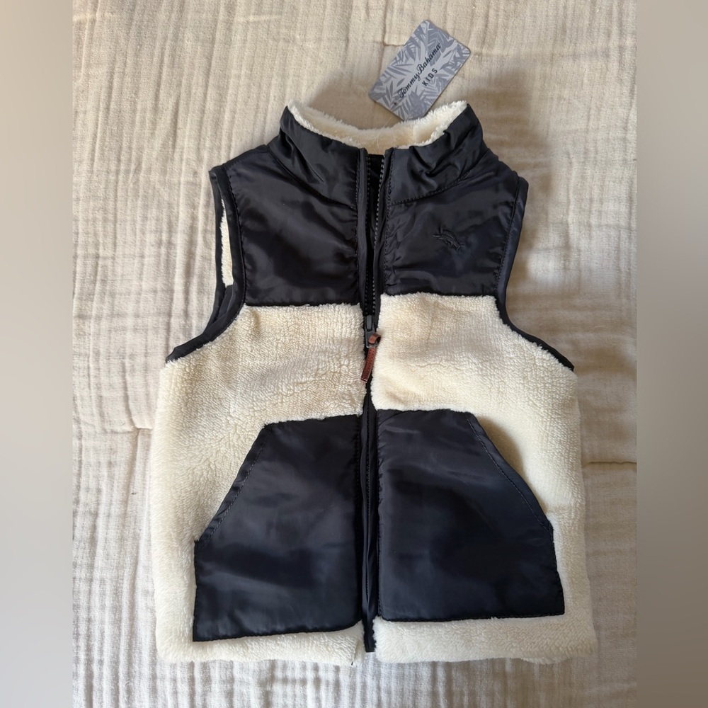 NWT Tommy Bahama Navy and Cream Fleece Vest 2T